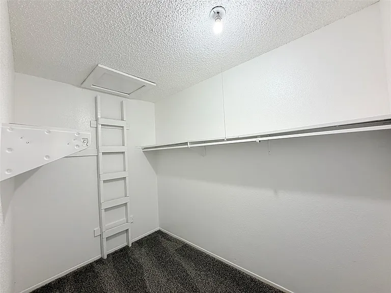 9461 Pagewood Ln #9461 — Photo 24