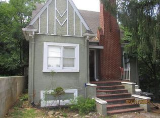 350 N Madison St, Staunton, VA 24401