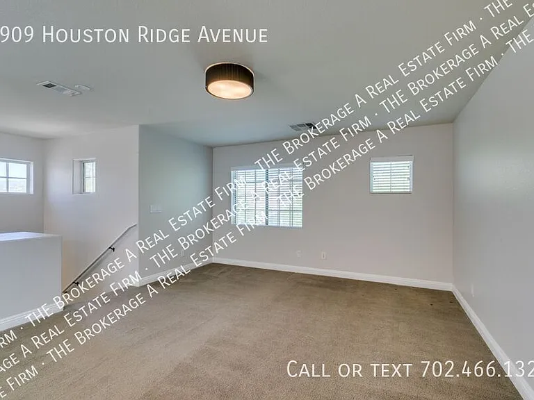 8909 Houston Ridge Ave — Photo 29