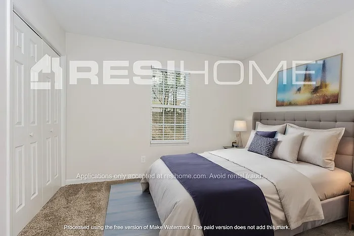 665 Roxanne Dr — Photo 9