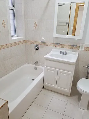 Rented by Bohemia Realty Group | media 10