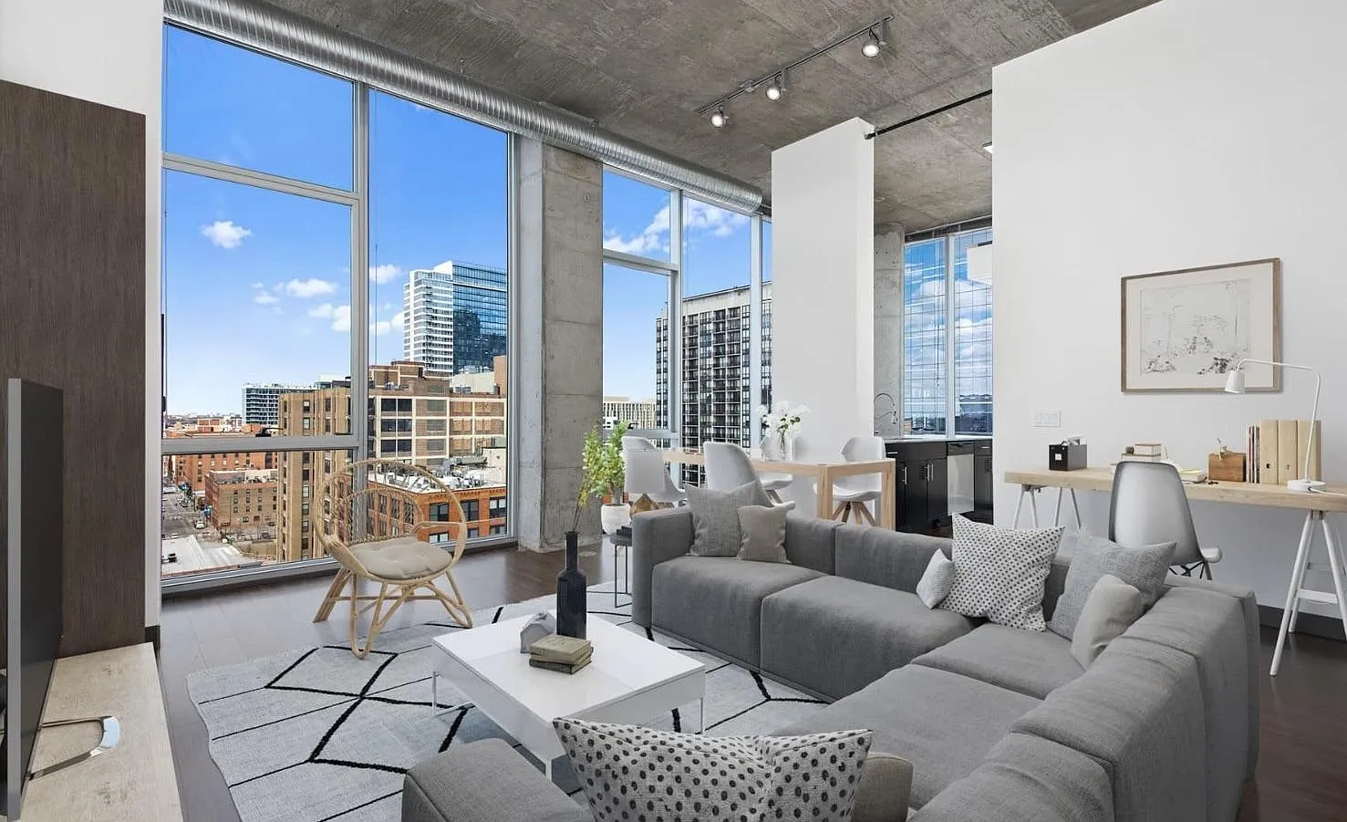 1 bed, 700 sqft, $2,709 — Photo 1