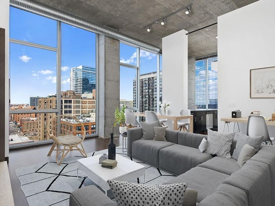 1st image of 571 W Jackson Blvd #804