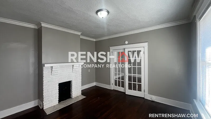 1423 Lyndale Ave — Photo 4