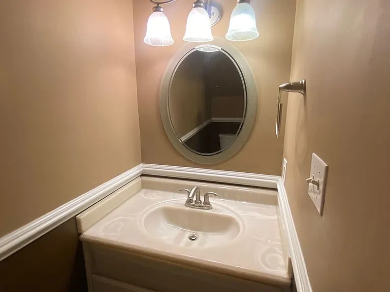 1324 Sierra Dr — Photo 16