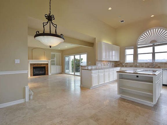 4th image of 4722 Cat Mountain Dr