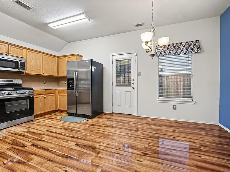 13022 Cherton Ct — Photo 18