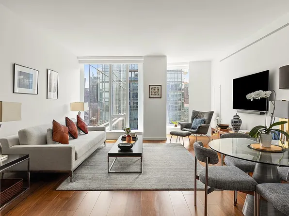 1 W End Ave #25D, New York, NY 10023