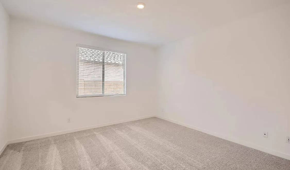 1 bed, 750 sqft, $1,500 — Photo 4
