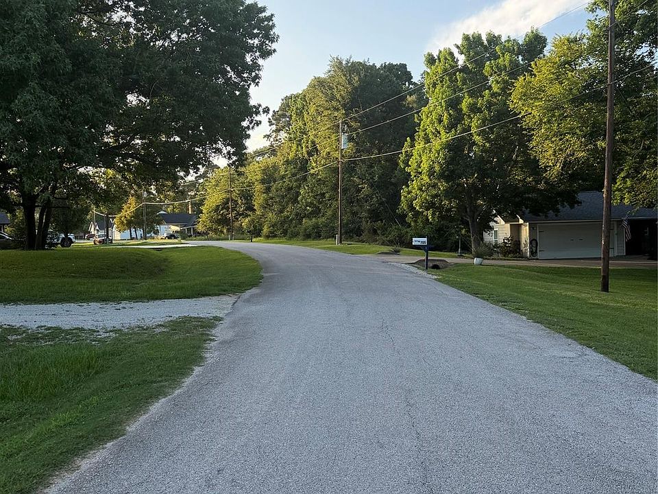 1st image of 715 Bridgeview Dr Lot 48