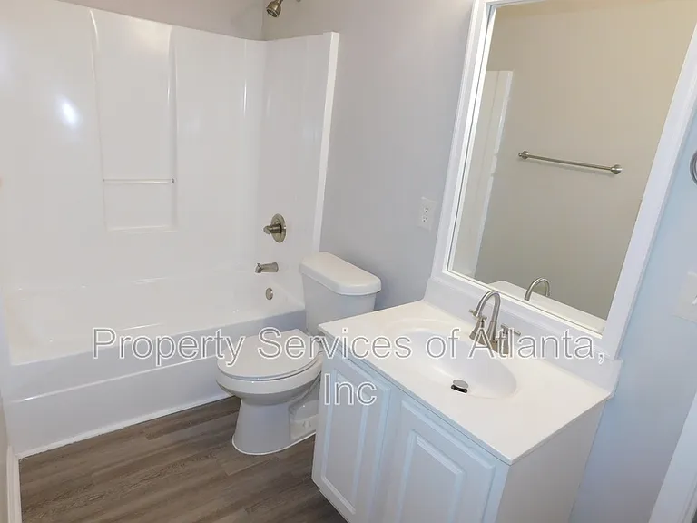 6431 Shadow Ct — Photo 16