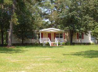 1950 James Loop Rd, Manning, SC 29102
