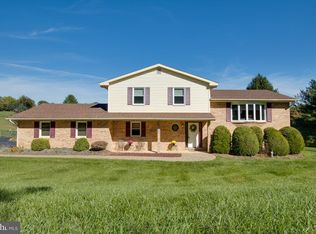 19105 Middletown Rd, Parkton, MD 21120
