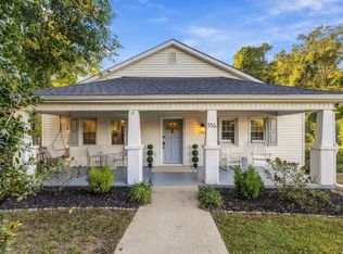 556 Lowndes Hill Rd, Greenville, SC 29607