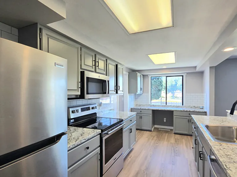 1807 5th St — Photo 15