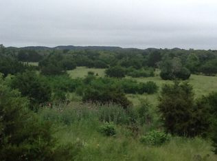 359 Bluff Creek Rd, Center Pt, TX 78010