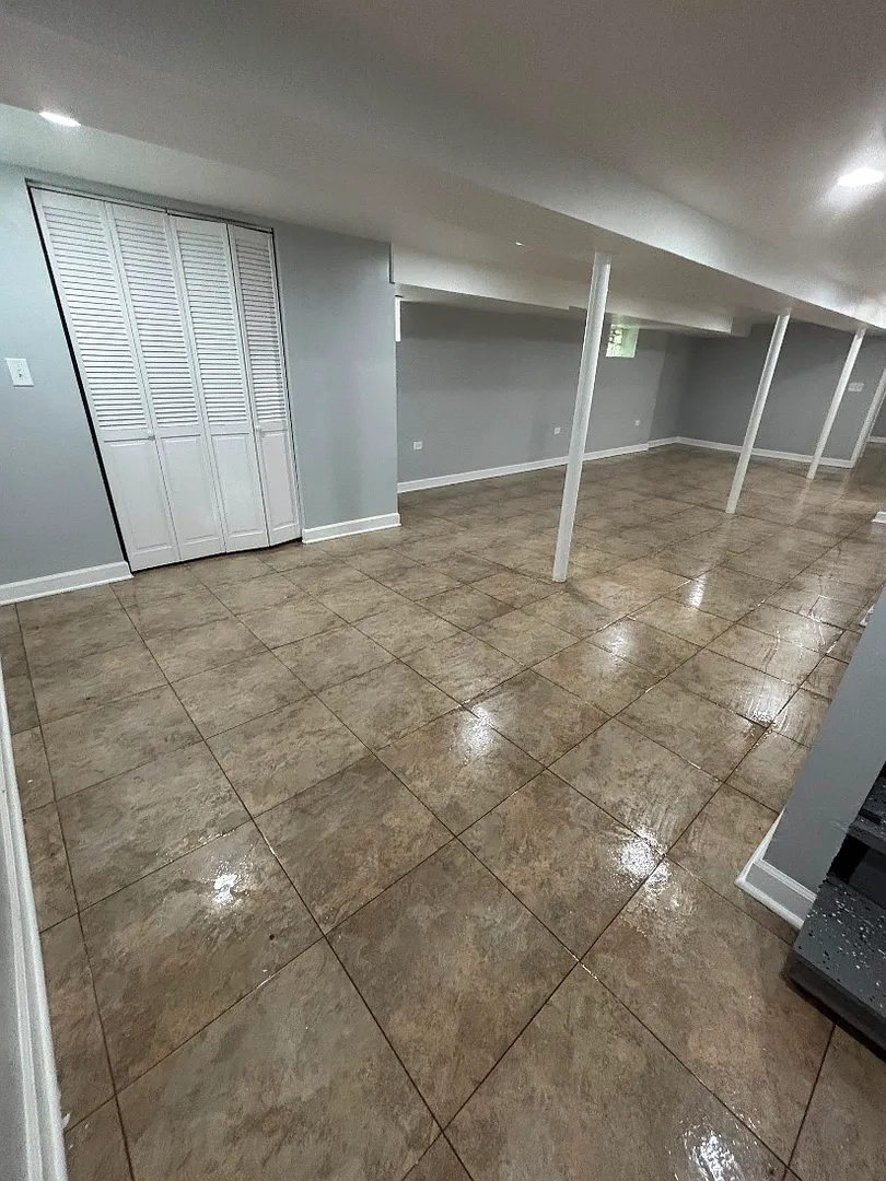 Newly turned Home — Photo 4