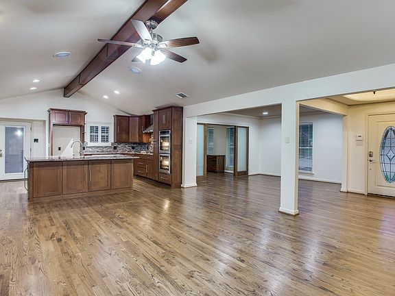 5th image of 5619 Meadowcreek Dr