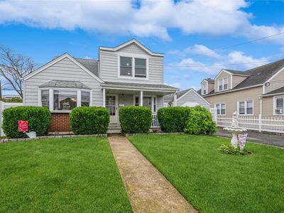 64 Kent Road, Island Park, NY, 11558