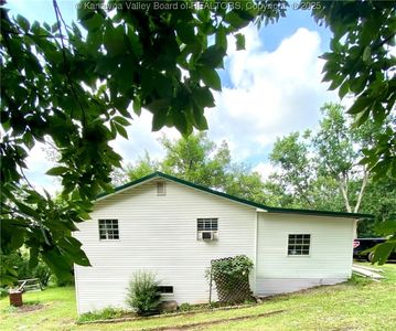 109 1/2 Hillcrest Dr, Ripley, WV, 25271