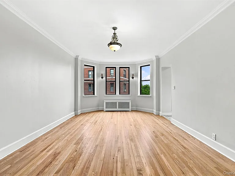 11 Alden Rd #5L — Photo 5