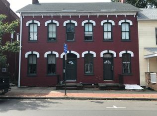 110 N Market St, Selinsgrove, PA 17870