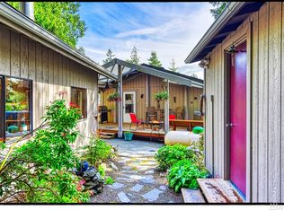 770 Shelter Bay Dr, La Conner, WA 98257