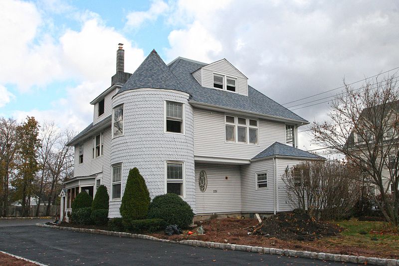 1st image of 231 Claremont Ave