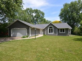 2031 Field St, Madison, WI 53713