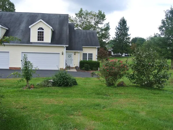 16514 Woodcliffe Dr, Abingdon, VA 24210