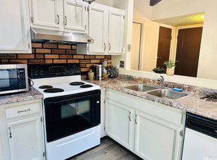 8 Castle Way, Carson City, NV