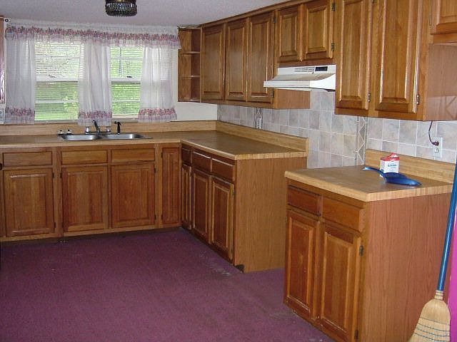 2nd image of 532 S 2nd St