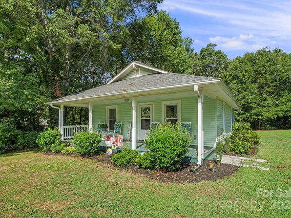 184 Wisconsin St, Rutherfordton, NC 28160