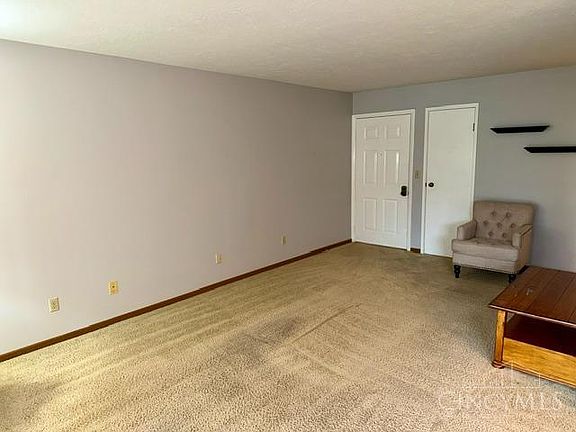 2nd image of 5170 Old Oak Trl Unit 21
