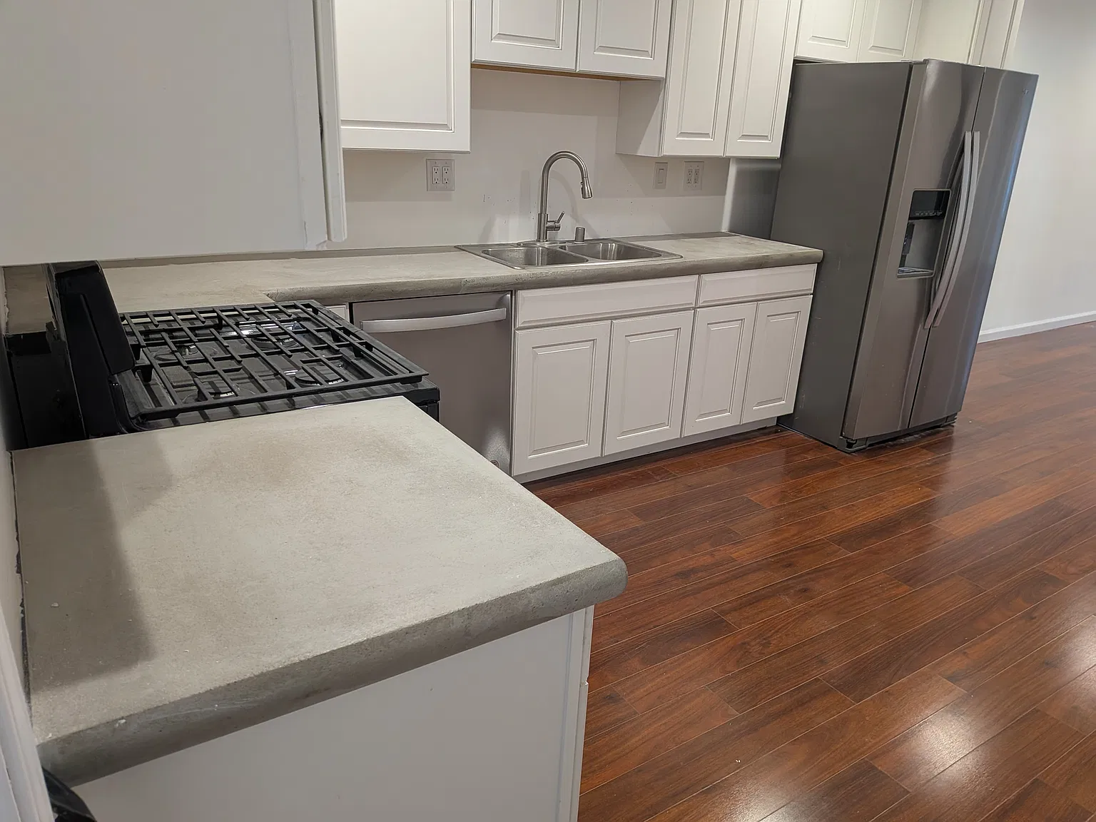 2 bed, 1000 sqft, $2,350 — Photo 4