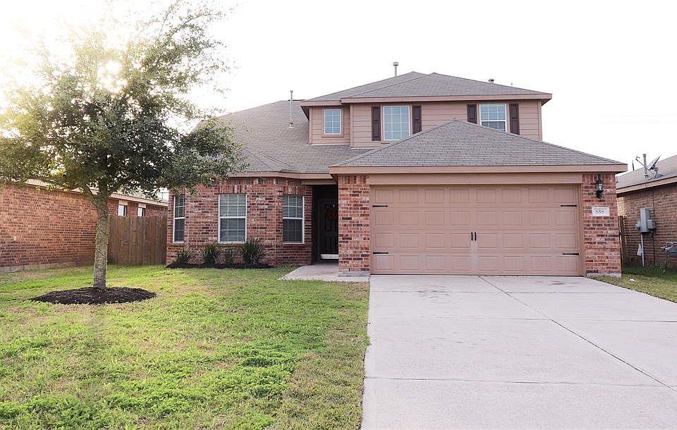 1st image of 858 Driftwood Ln