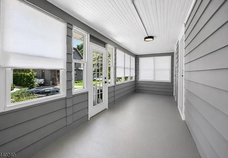 10 Mountain Pl — Photo 3