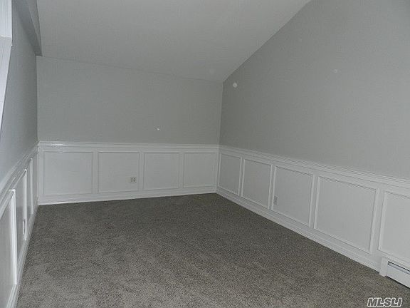 4th image of 17 Edwin Ave