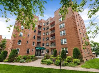 555 Broadway APT 1E, Hastings On Hudson, NY