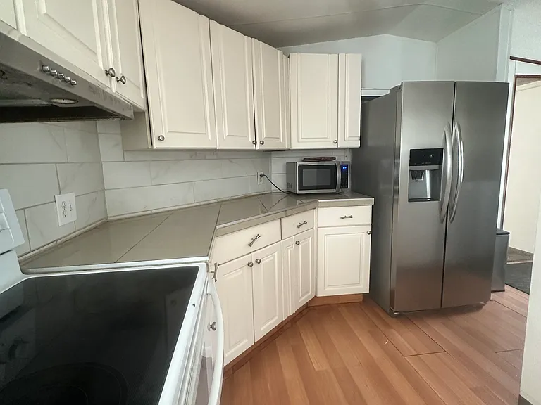5864 Cartier Rd — Photo 3