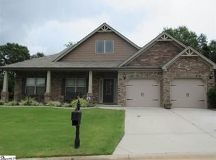 212 Dairwood Dr, Simpsonville, SC 29680