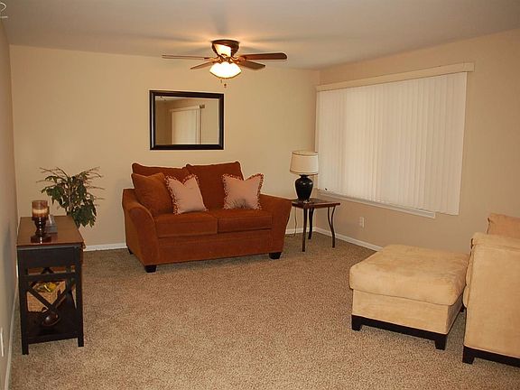3rd image of 5342 Fern Ave