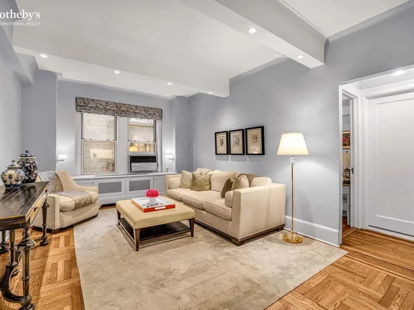 315 West 86th Street image 1 of 10