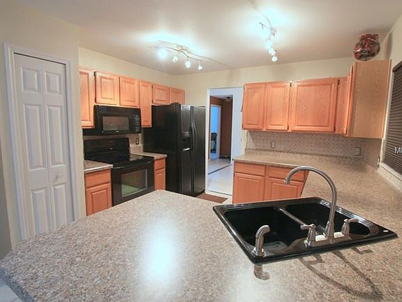 5th image of 3227 Bretton Woods Ter