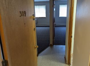 2820 W Kilbourn Ave #309, Milwaukee, WI 53208