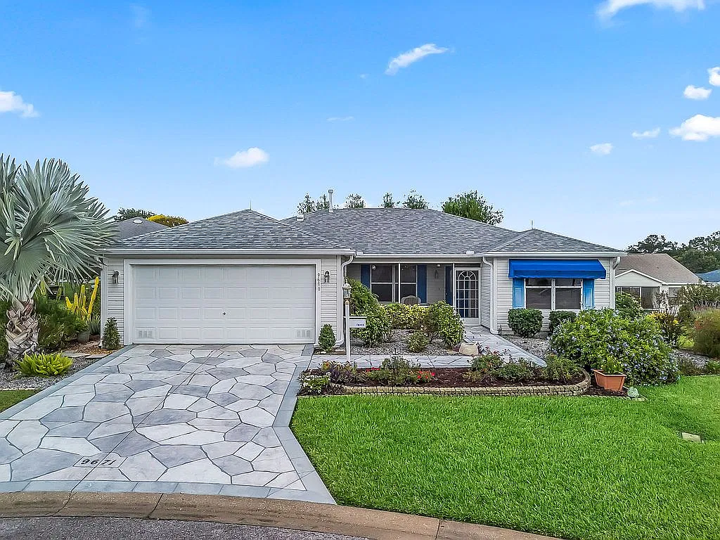 Property main image