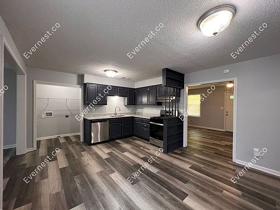 2nd image of 1349 Haywood Dr