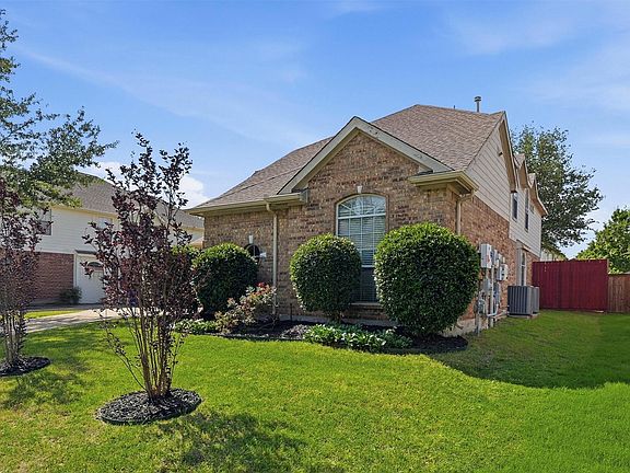 3rd image of 3504 Irvin Dr