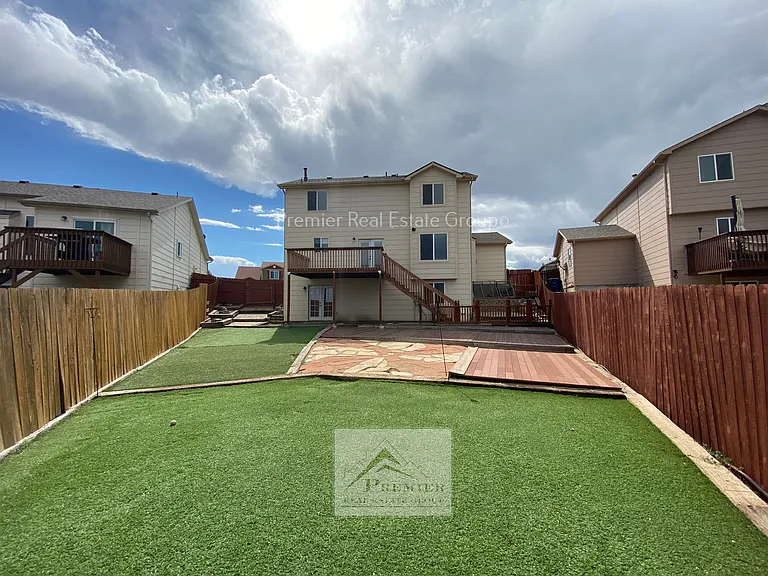 865 Winebrook Way — Photo 17