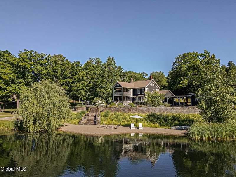 3rd image of 88 Mac Brown Road